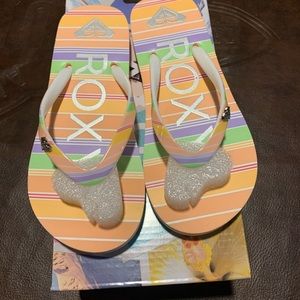Roxy girls flip flops